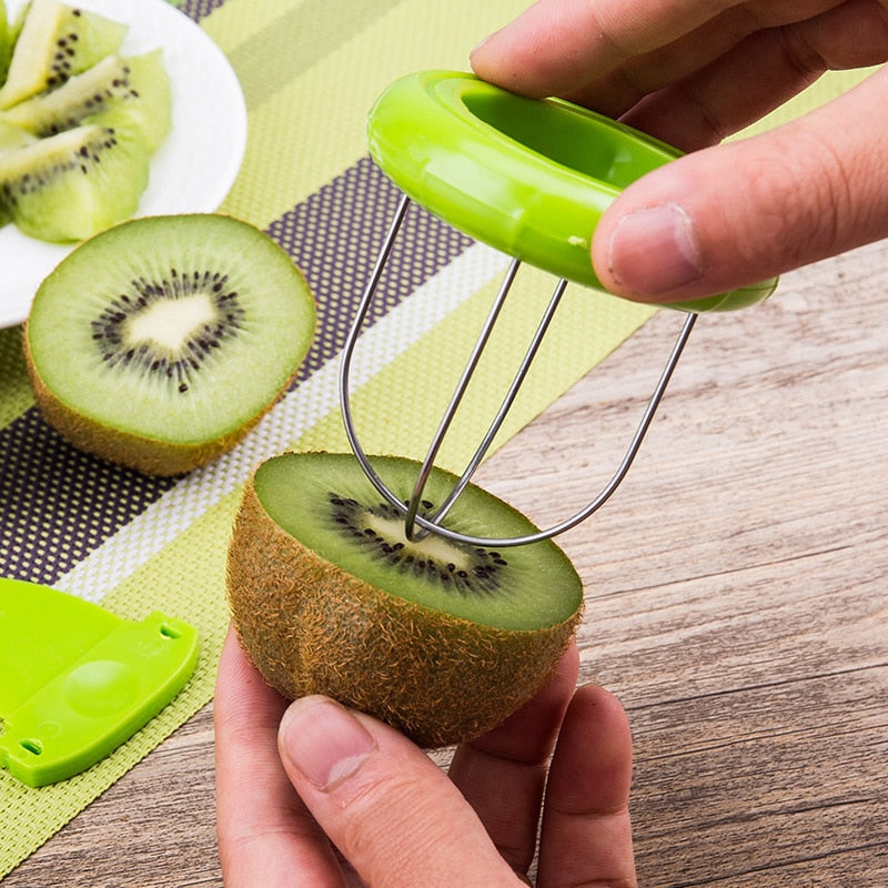 Kiwi Cutter Peeler Kitchen Gadgets Tools Slicer Kiwi Fruit Slicer for Peeling & Quartering, Slices Fruit for Fruit Salad & Snacking (Green)
